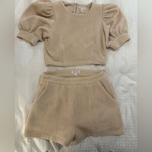 TCEC Beige Ribbed Knitwear